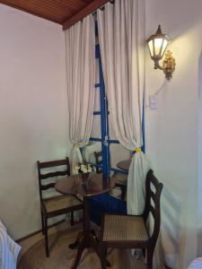 Apartamento Piscina Cinematográfica em Petrópolis-Itaipava