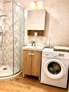 Studios - Menton Old Town - near the beach and shops