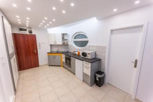 Doves Nook - A Stylish City Center Retreat