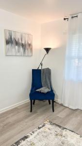 Studio A- Travel, work and play only minutes away