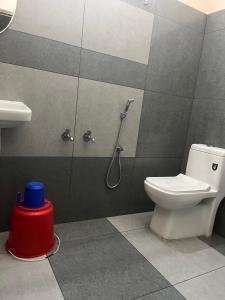 VARIYATH HOMESTAY THIRUNELLi