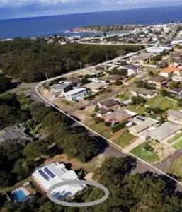 Castaway at Boat Harbour - One Mile