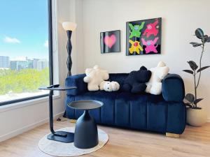 Vibrant Central 1B Studio vs Pool Gym Sauna