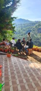 Highland Escape Hostel - Vattalkundu