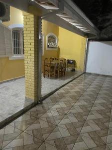 Casa 150m da Praia Martim de Sá