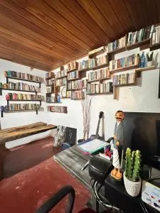 The Fort Library Hostel - Talpe