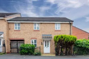 3 Bed Near Etihad Stadium - 登顿