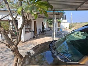 25 acres of picturesque farm