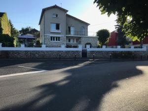 Appartements T2 avec jardin, terrasse et Wifi a 1km des Thermes - FR-1-541-156 : Appartement
