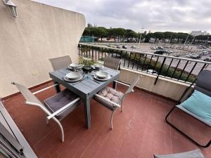 Appartement 2 pièces climatisé avec parking, terrasse - Port Camargue - FR-1-731-110