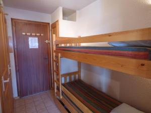 Studio 4 pers, sur pistes, terrasse 15m², Chinaillon - FR-1-458-212