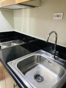 MOA, SMDC Good Stays Shore 3 - Tower 2 Unit 377