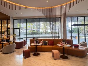 The St-age Condo-Huai Khwang