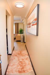 Elegant 3 Bedroom Apartment - 1255 Palm Ridge