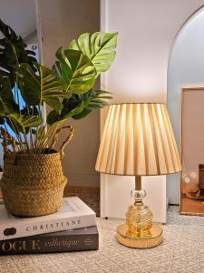 Honey Sleep Shinchon, 2BR up to 4 people at Shinchon