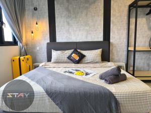 Meridin Sovo Modern Space 6Pax City View By STAY