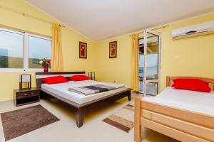 Bigova Sea Views Apartments