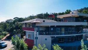 Rashi Z View Estate Stay - Bhadrāvati