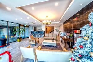 Jungmoon City Hotel & J-hill Hotel