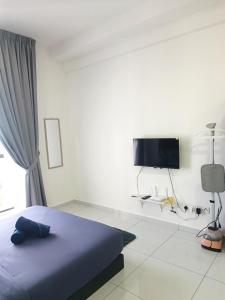 Skytrees Serviced Apartment Aeon Bukit Indah with TV box-B22
