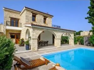 Almond Grove Villa - Miliou