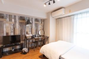 Confidence Ron 305 コンフィデンスロン 305