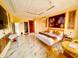 Paradise Woodland Resort Chintpurni