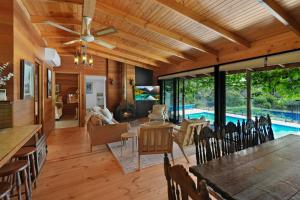 Hil & Jacks Riverfront Cabin, Merrijig Mt Buller