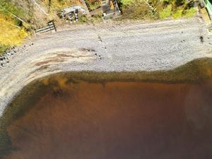 Cottage with stunning lake view and private beach