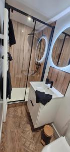 Proche Centre, Gare, Parc, Parking by Maison Bonhage
