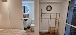 B&B / Chambres d'hotes Proche Centre, Gare, Parc, Parking by Maison Bonhage : photos des chambres