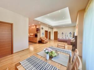 Amazing location next to the beach jomas str