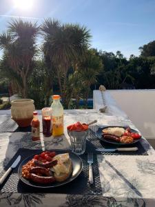 Sotogrande Duplex near Polo, best pool view, 2 pools, full south, 7 drive to beaches and Port