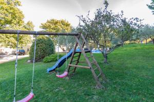 Villa Viktor, a wonderful rustic villa close to the beach