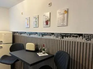 Gemütliches Apartment mit Balkon und Parkplatz im Zentrum - Біндлах