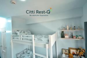 Cozy Alabang Stay Pool Access Free for 2 Wifi & Netflix SC3