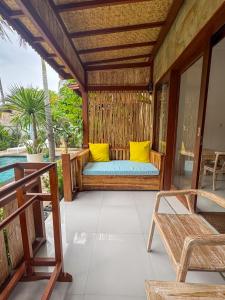 Phòng Deluxe Giường Đôi Có Vòi Sen (Deluxe Double Room with Shower)