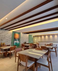 Flat térreo Luxo em frente à piscina - Aloha 15