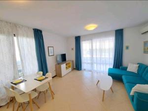 Top Oasis Park Lozenets apartment