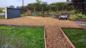 B&B / Chambres d'hotes Sejour et weekend en famille chez l-habitant, longere berceenne, 2 chambres 4 Pers, possibilite rajout berceau et 1 lit single soit 6 Pers maxi : photos des chambres