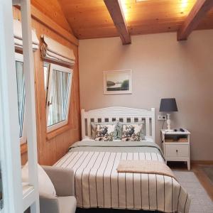 Svedaso Lake House with Sauna