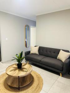 Homely Stay 3