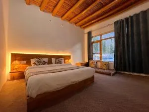 TRAVELLER NEST - Thoise