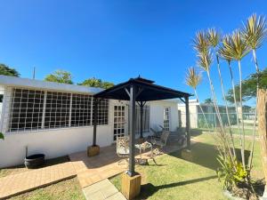 Cozy house with sea view! - Ubytování bez kategorie ve městě Luquillo