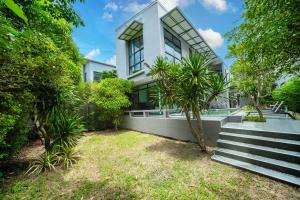 BangT-ao 3-bedroom modern minimalist luxury style private pool holiday villa gym quiet community