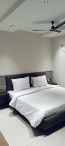 Hari Om Residency 800 Meters From Ram Mandir Ayodhya