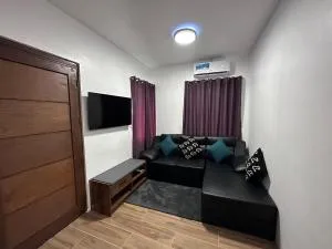 House in a secured subdivision - 锡帕莱