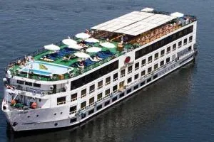 Cleopatra Nile Cruise - El Bayâdîya