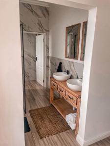 155 Hangklip self catering