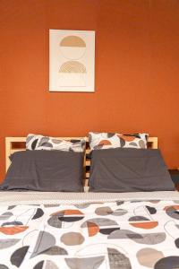 Appartements S1 SWEET HOMES Angouleme I Secteur Champs de Mars I Studio 2 couchages - Animaux acceptes : Appartement 1 Chambre